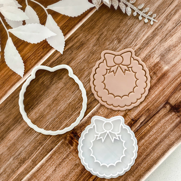 Heart Wreath Frame Debosser Stamp –